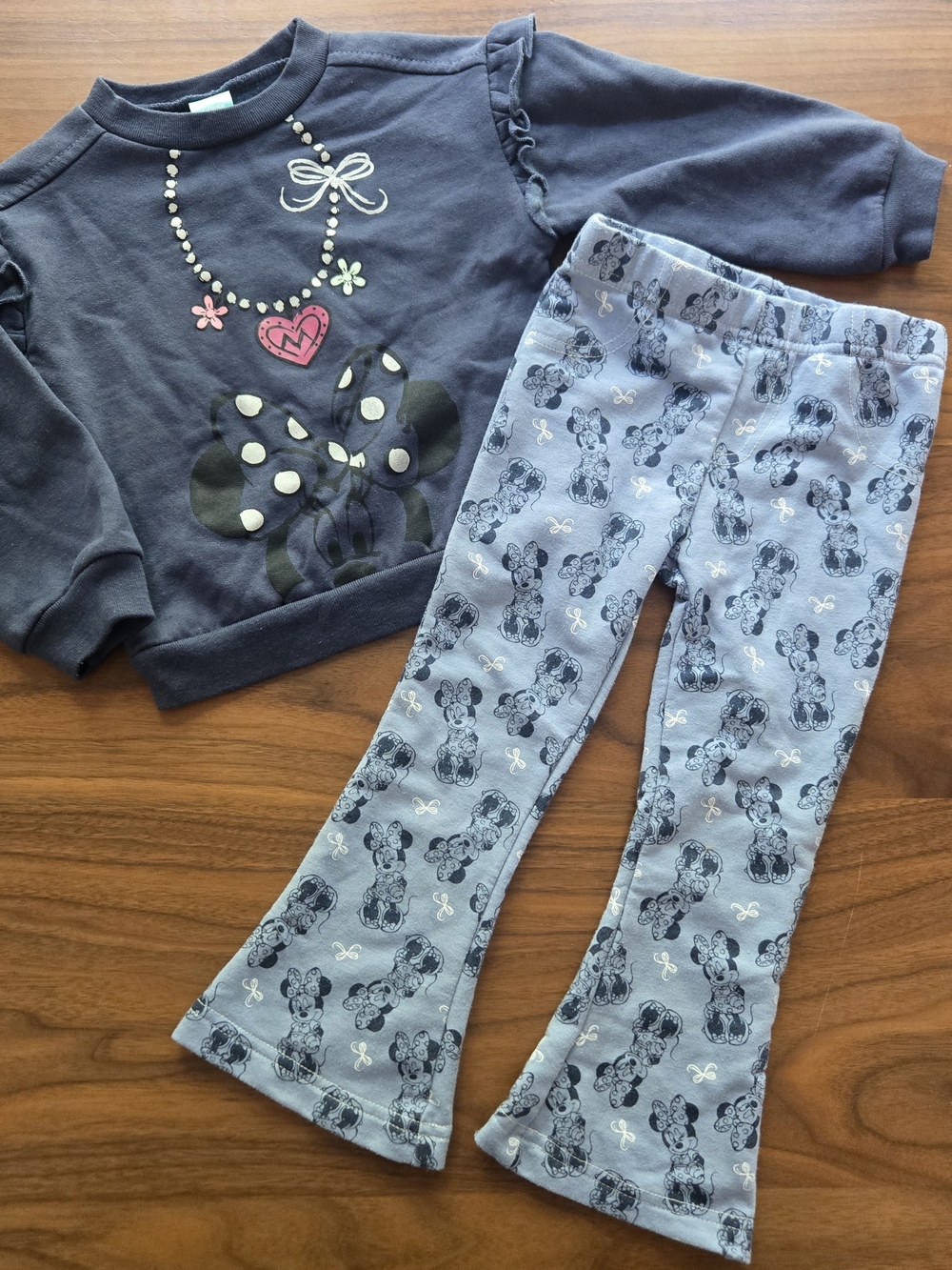 Disney Minnie Mouse Ruffle Sweatshirt & Bell Bottom Pants Set 24m